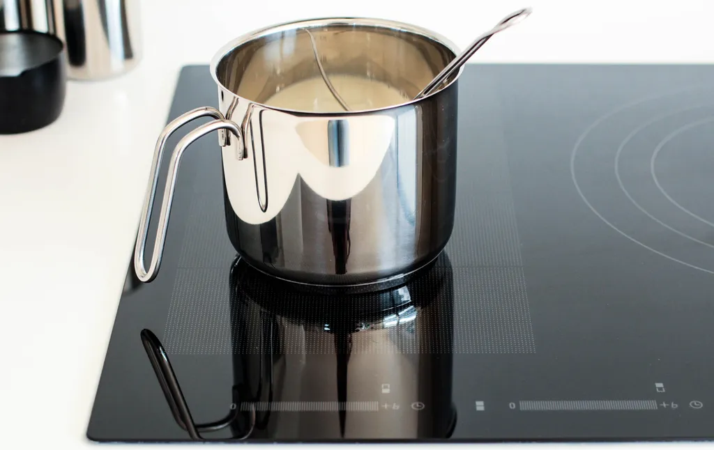 Mäser 810018 Varuna Milchtopf, Ø 14 Cm, 1,75 Liter Mit Literskala Innen, Edelstahl 18/10, Silber – Bild 2