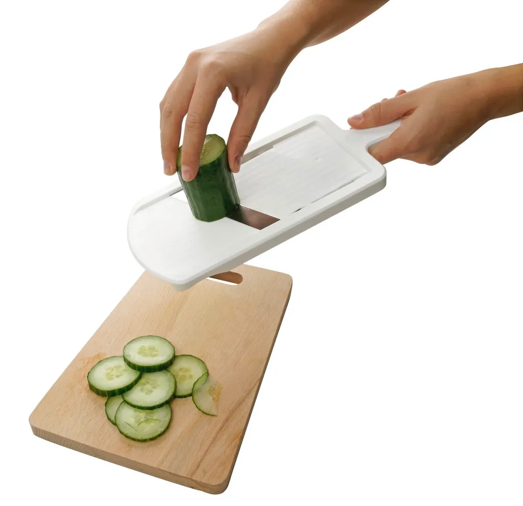 Fackelmann Dick-/Dünnschneider Mit Restehalter, Gemüseschneider Mit Zweiseitiger Edelstahl-Klinge, Hochwertiger Gemüsehobel (Farbe: Weiß/Schwarz), Menge: 1 Stück – Bild 2