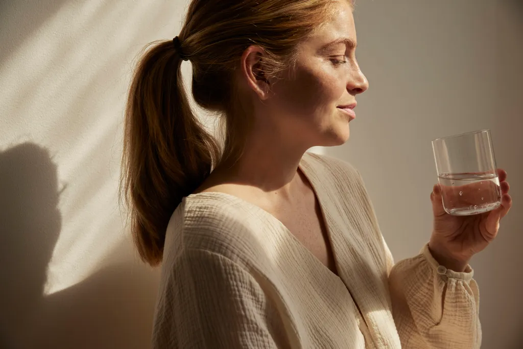 AARKE Gläser 4er Set Nesting Glasses 4x 290ml Kristallglas Stapelbar Trinkgläser – Bild 10