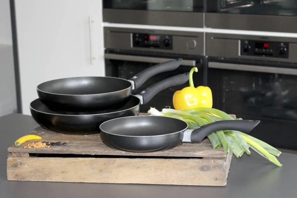 ELO Pfannenset Smart Life 3 Teilig (20,24,28 Cm) Aus Aluminium; 43501 – Bild 4