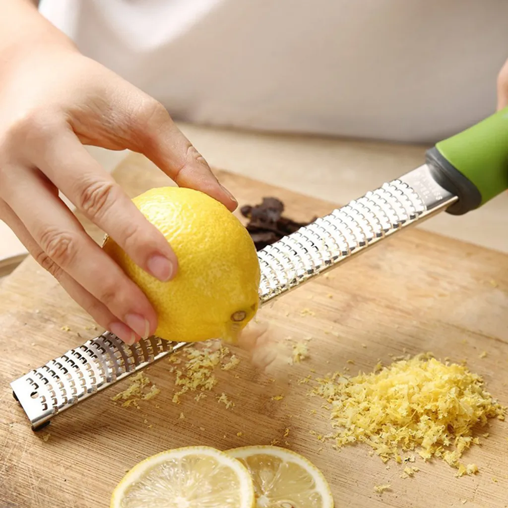 Muskatreibe: Parmesanreibe Feinreibe Rasiermesserscharf, Photo-geätzt, Edelstahl (Stabreibe) – Bild 6
