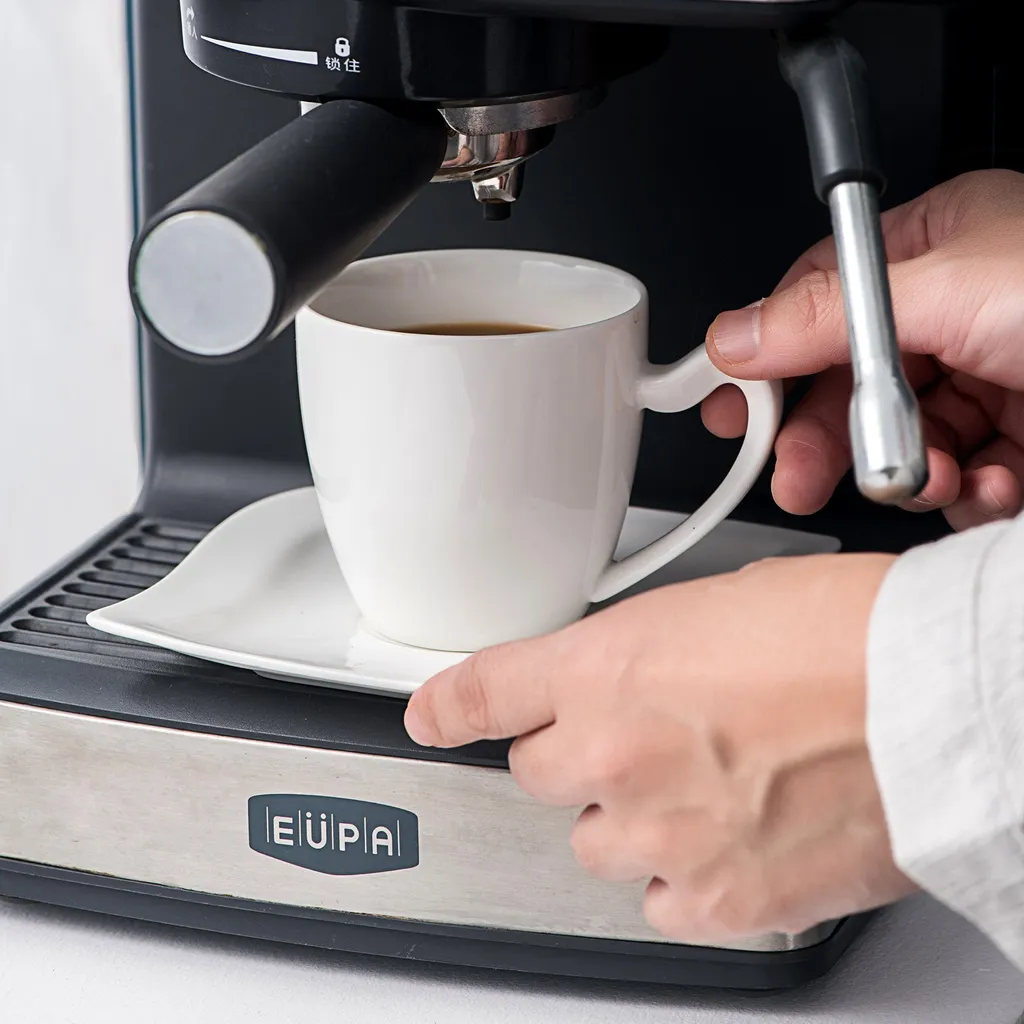 MALACASA, Serie Elvira, 36 Teilig Cremeweiß Porzellan Geschirrset Tafelservice Kaffeeservice Mit Tassen, Untertassen, Dessertteller Für 12 Person – Bild 4