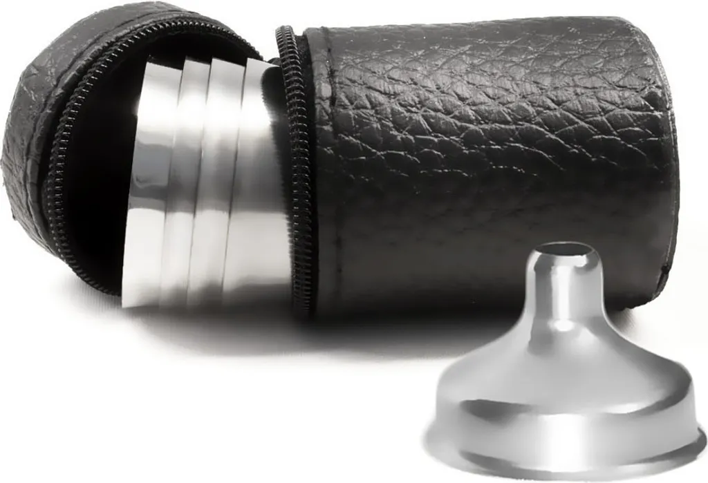 Outdoor Saxx® - 8-Teiliges Edelstahl-Becher Set, 6 Unzerbrechliche Schnaps-Becher, Schnaps-Gläser Aus Metall, Metall-Becher Mit Einfüll-Trichter Und Leder-Tasche, Ideales Flachmann-Zubehör – Bild 3