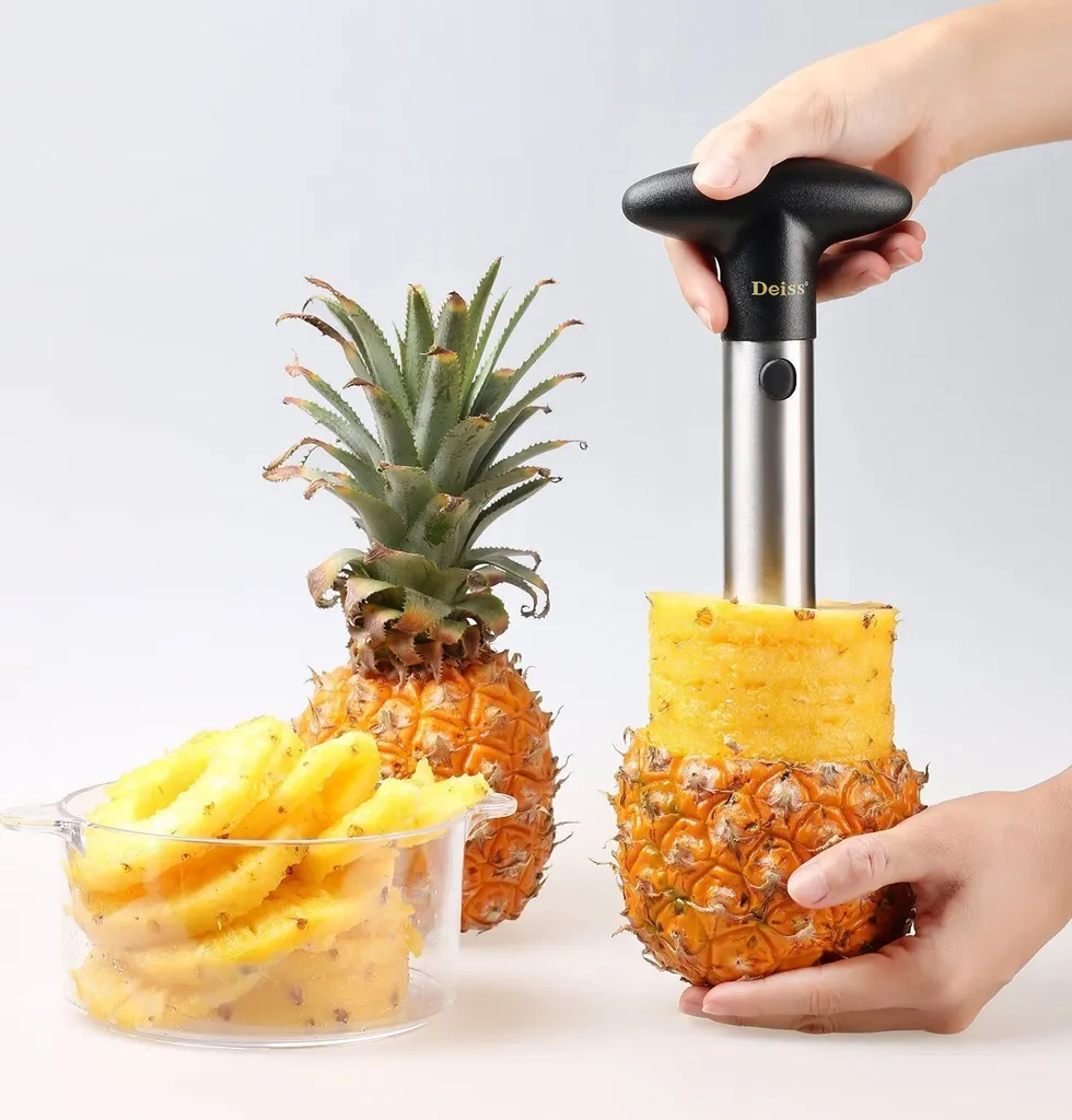 Deiss PRO Ananasschneider - 2 In 1 Edelstahl Ananasschneider & Schäler - Macht Die Perfekten Ananas Ringe Ohne Eine Sauerei - Spülmaschinenfest – Bild 3